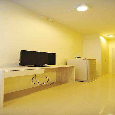 The Garden Living Hotel Banguecoque Exterior foto